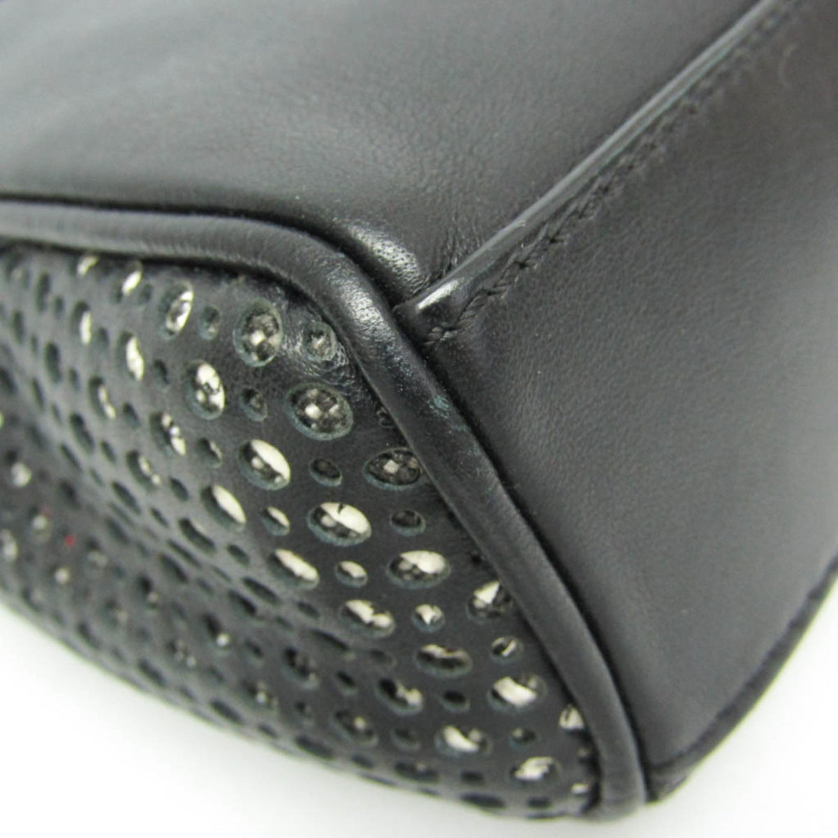 PRE-OWNED Dior Homme Carabiner Pouch · Punching Leather