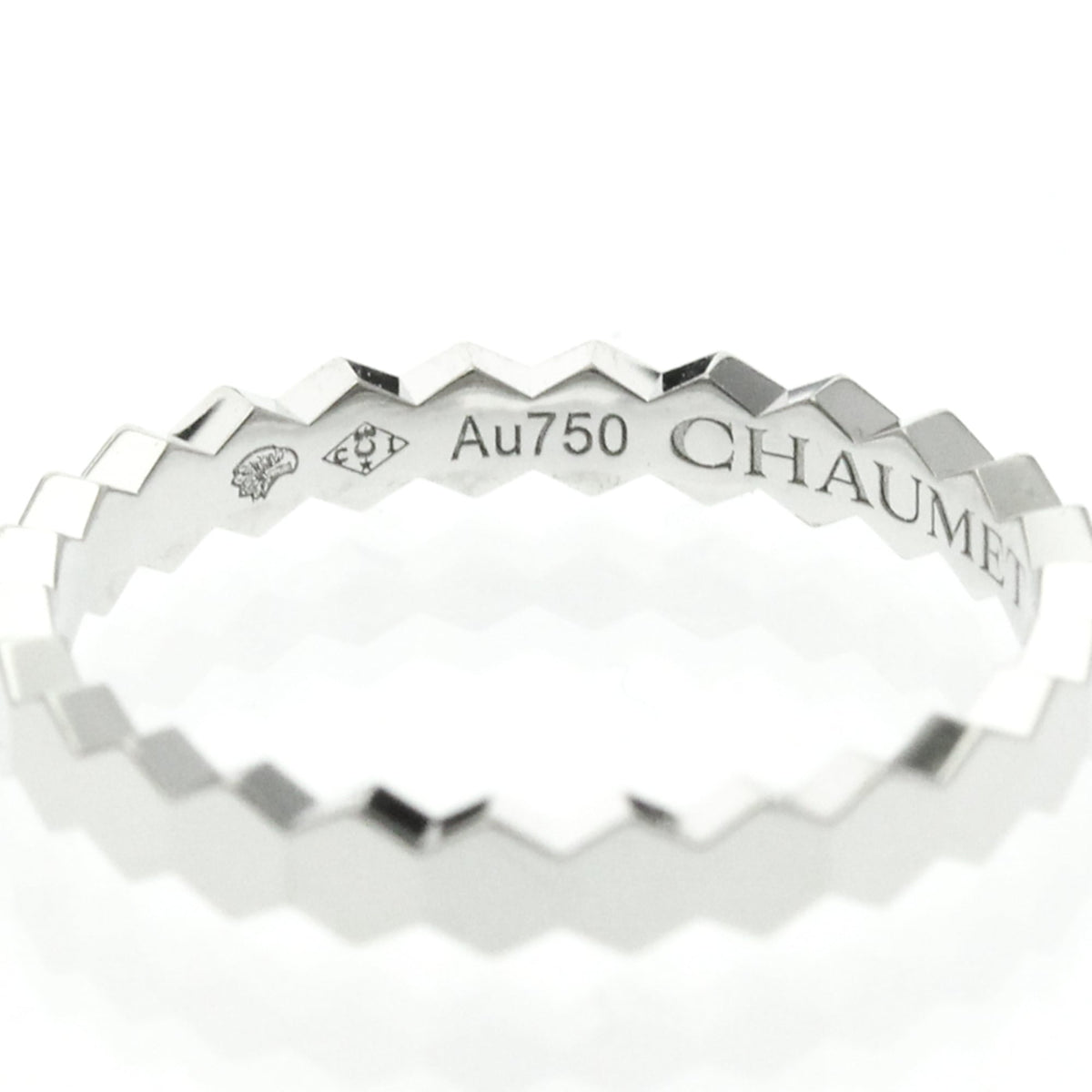 PRE-OWNED Chaumet Be My Love · 18K White Gold Size 9