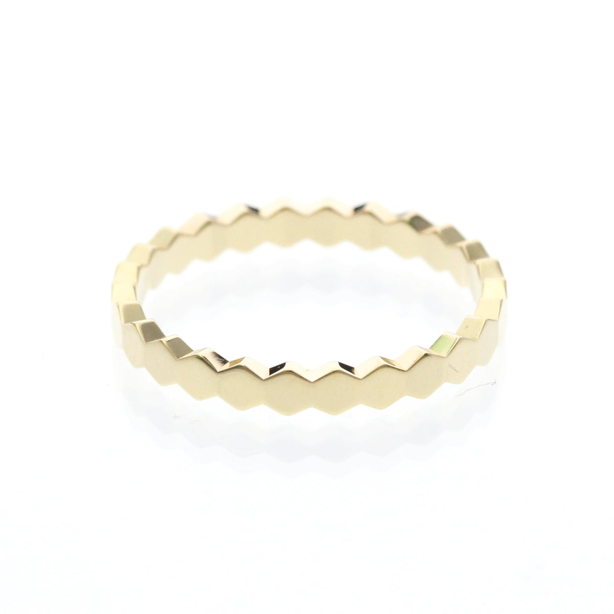 PRE-OWNED Chaumet Be My Love · 18K Yellow Gold Size 5.25