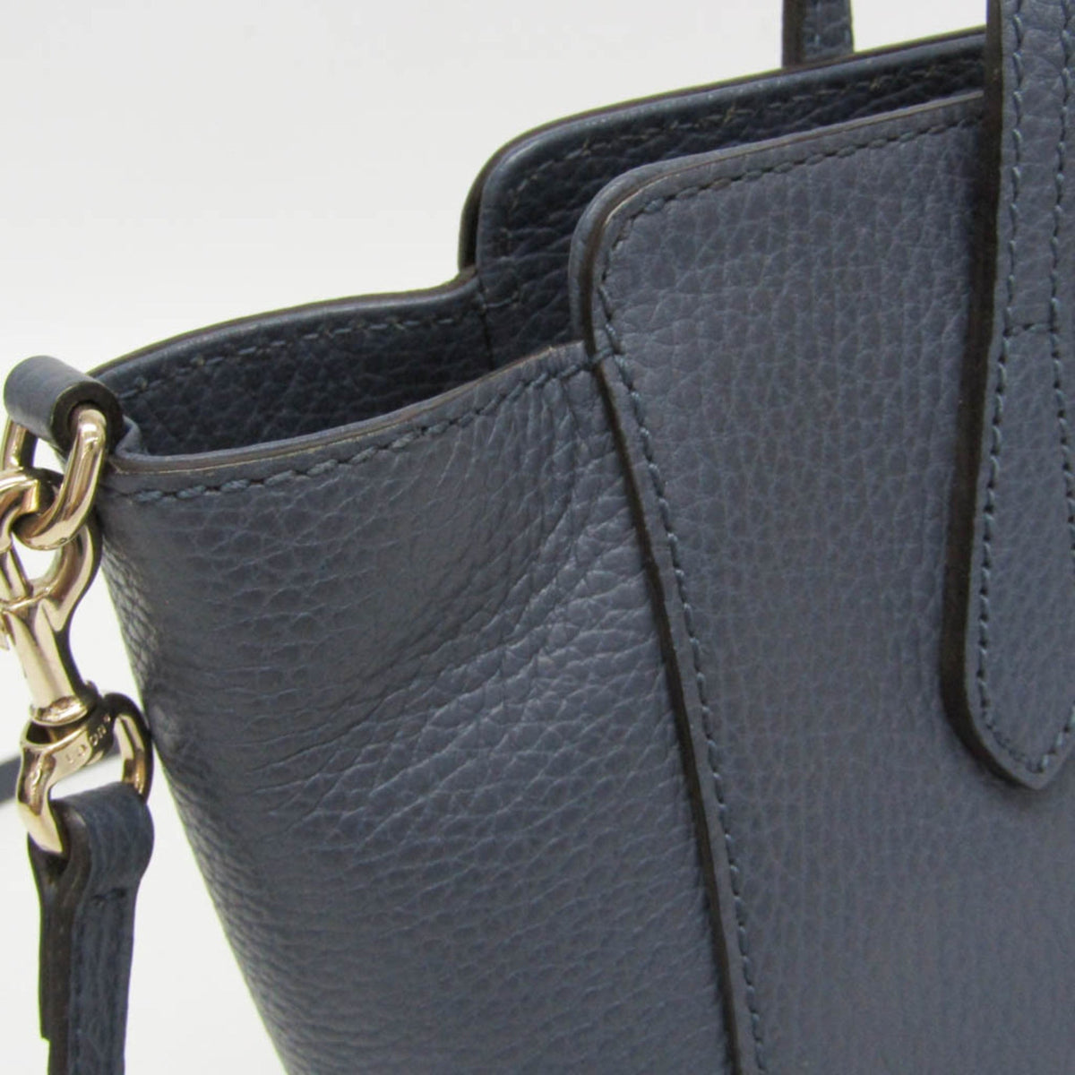 PRE-OWNED Gucci Swing · Leather