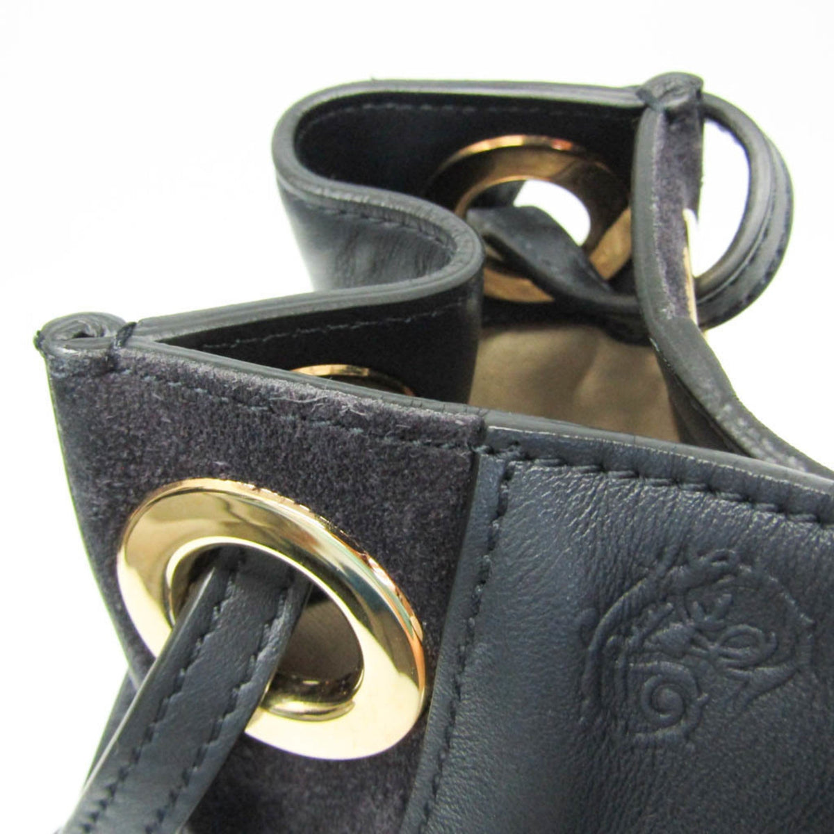 PRE-OWNED Chloé Tote · Leather & Suede