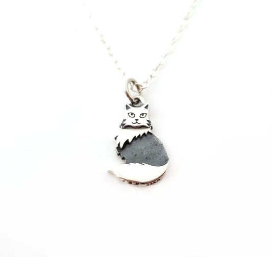 Sterling Silver Fluffy Cat Charm Necklace – Realistic Cat Lover Gift