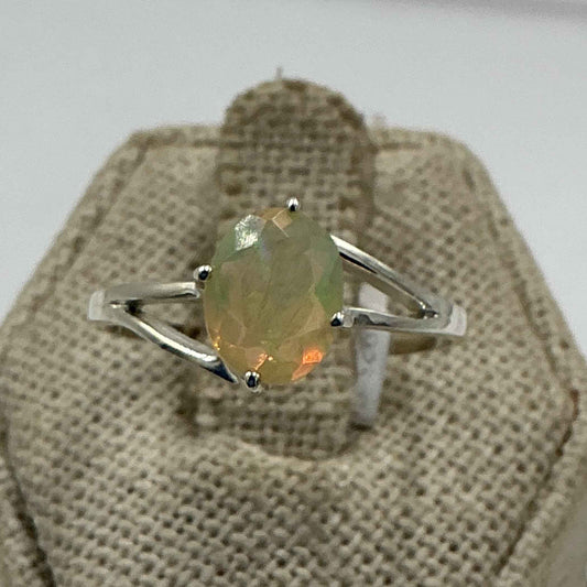 Sterling Silver Ethiopian Opal Split-Band Ring – Size 10 – Intuition, Inspiration & Emotional Balance
