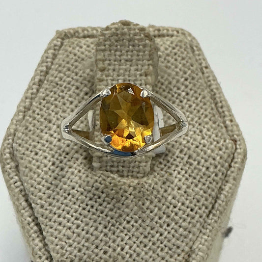 Sterling Silver Round Citrine Geometric Frame Ring – Size 6 – Abundance, Clarity & Personal Power