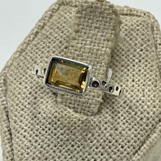 Sterling Silver Emerald Cut Citrine Dotted Band Ring – Size 6 – Abundance, Focus & Confidence
