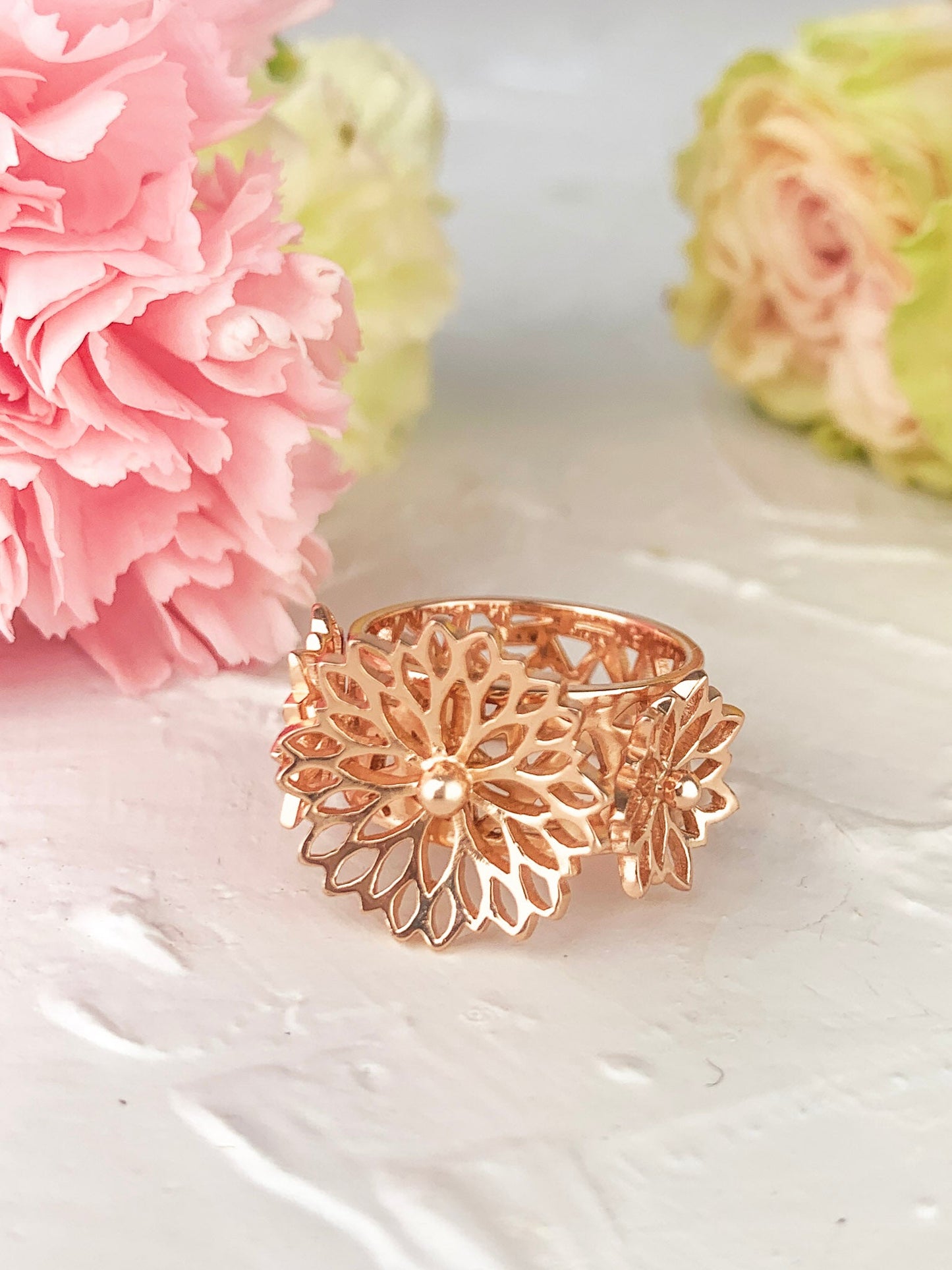 Big Bouquet Filigree Ring