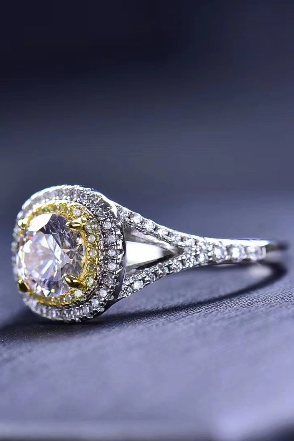 Two-Tone 1 Carat Yellow Brilliant Round Cut Sparkala™ Ring