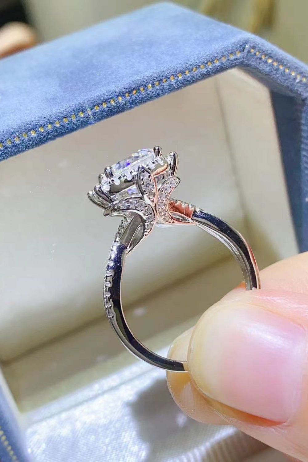 2 Carat Brilliant Round Cut Sparkala™ Platinum Over Pure Sterling Silver Ring