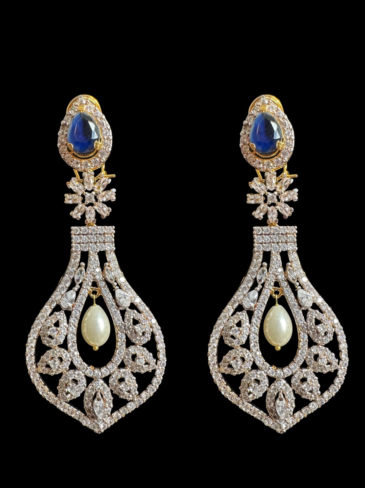 DNS157 Cz necklace with earrings in zirconia, gold plated ( READY TO SHIP )