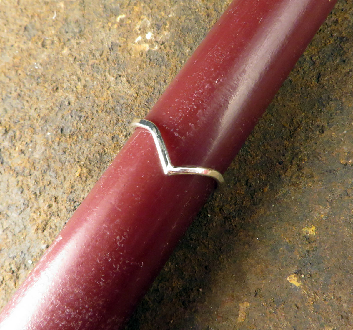 Sterling Silver Chevron Ring – Size 7