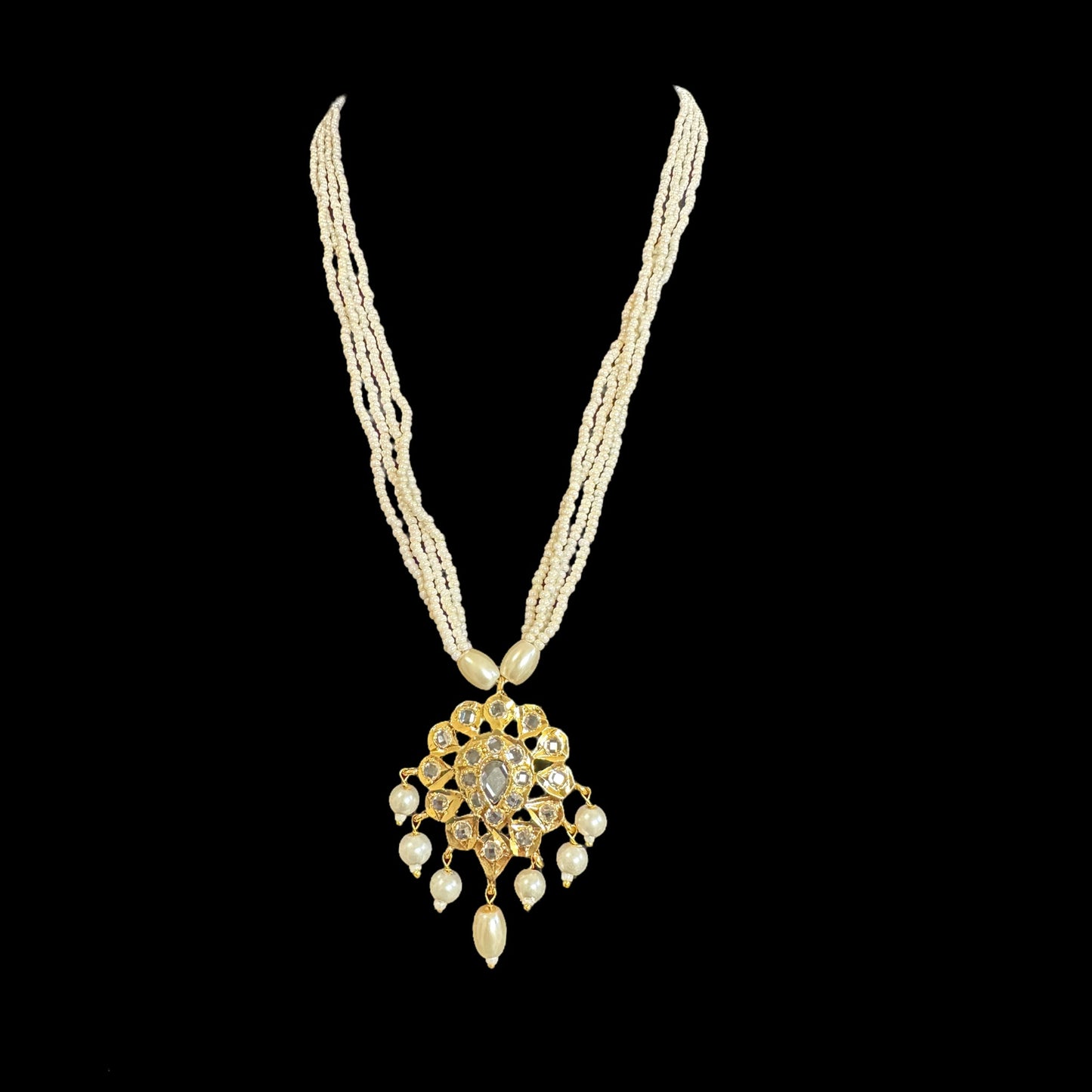 PS226 gold plated pendant set in pearls ( READY TO SHIP )
