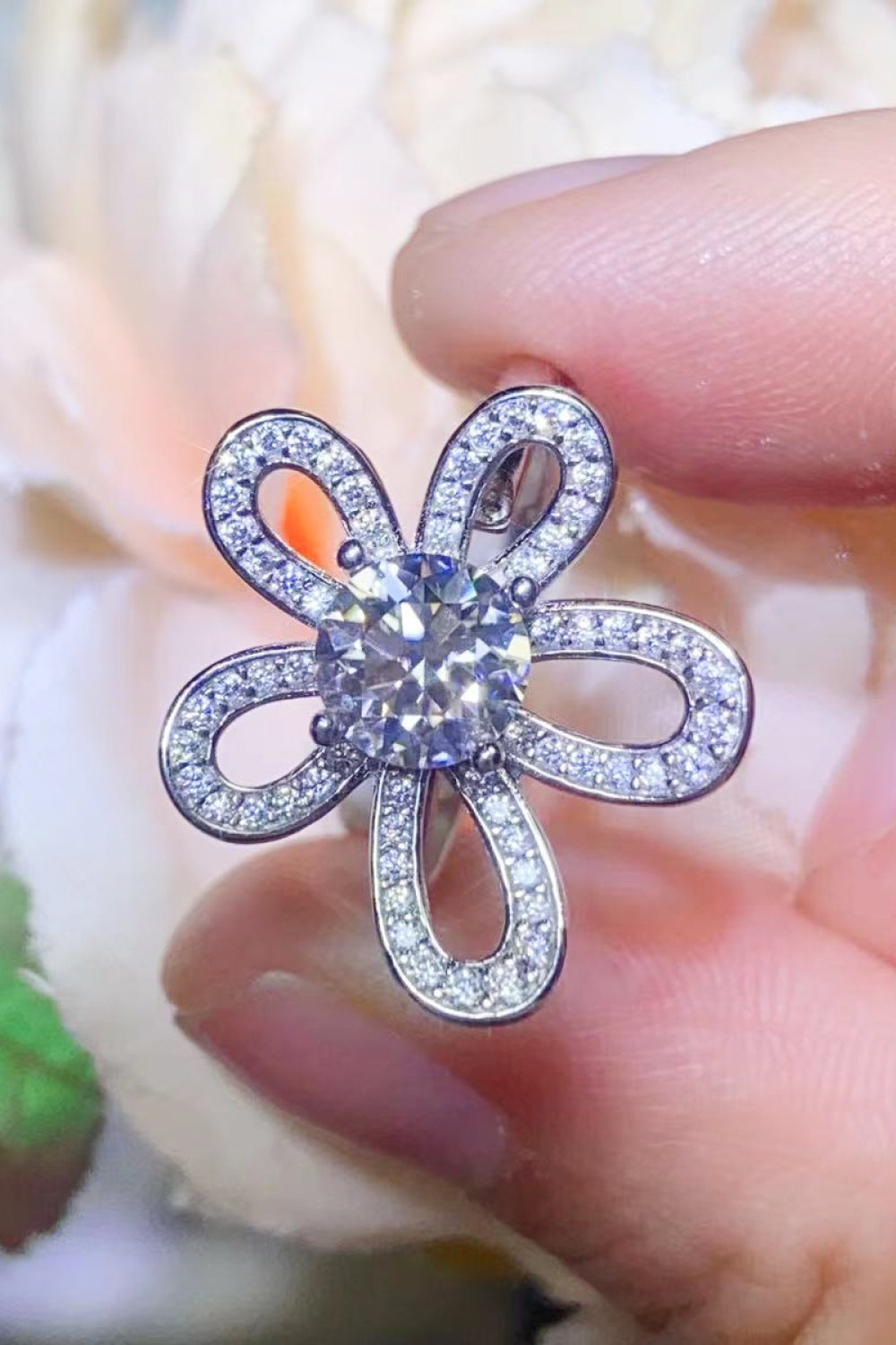 1 Carat Brilliant Round Cut Sparkala™ Flower-Shaped Open 925 sterling silver Ring