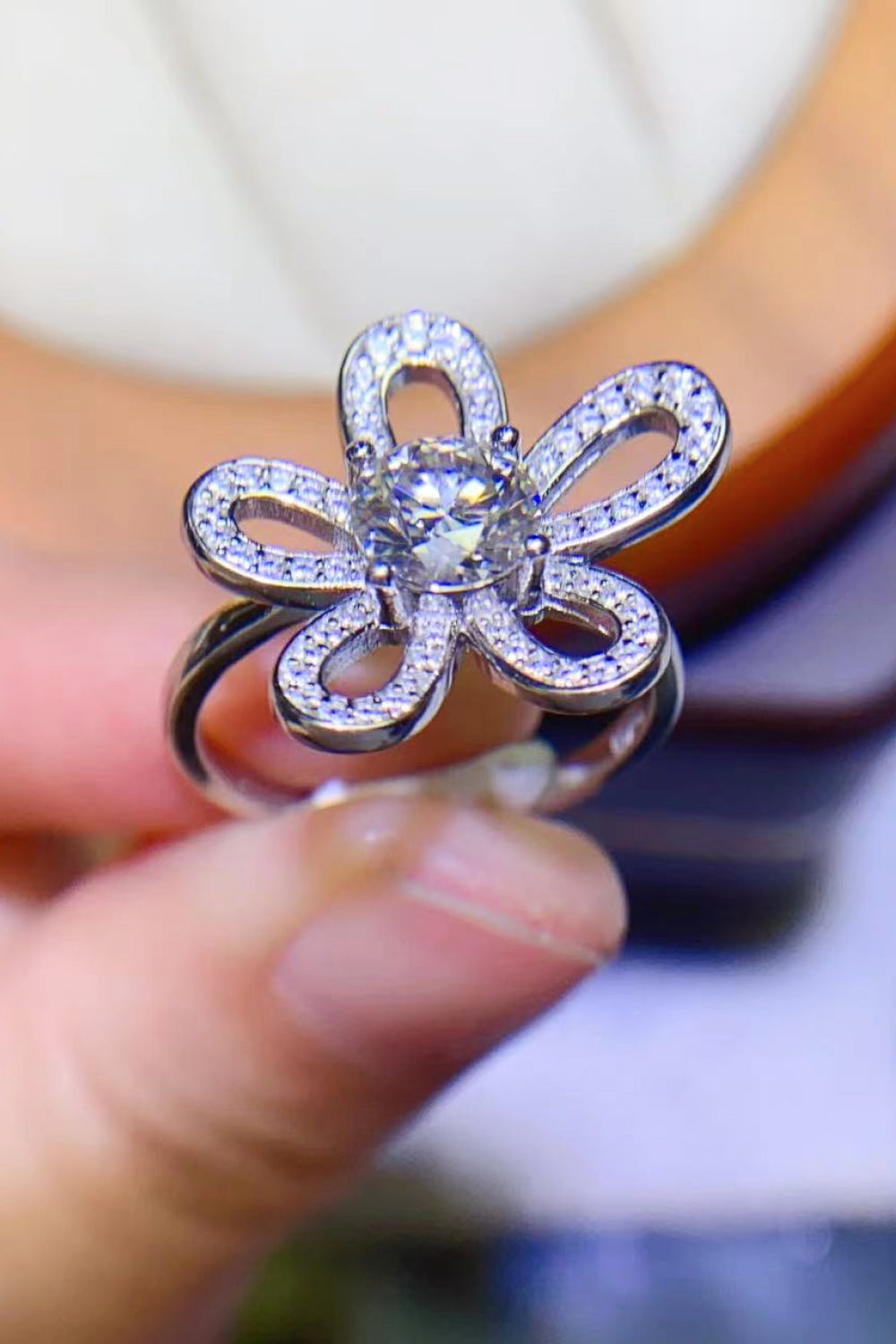 1 Carat Brilliant Round Cut Sparkala™ Flower-Shaped Open 925 sterling silver Ring