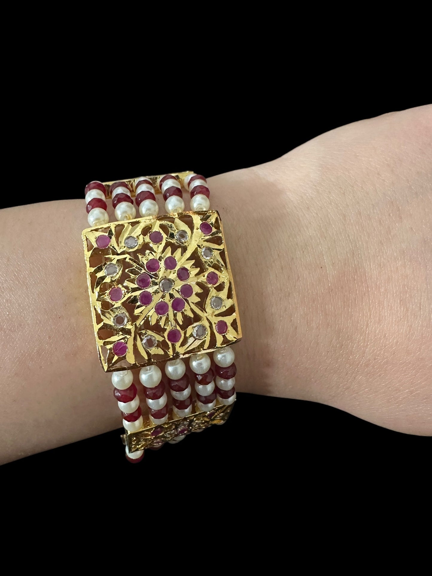 Maureen bracelet  ( READY TO SHIP )