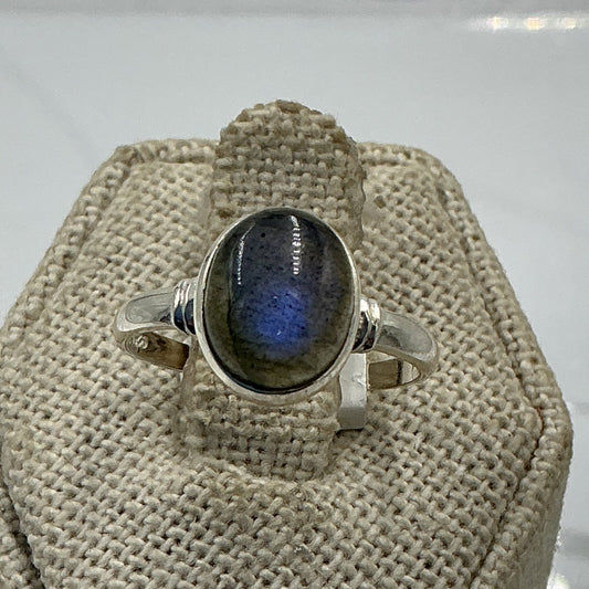 Sterling Silver Deep Blue Labradorite Oval Ring - Size 7 - Magic and Protection