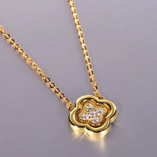 925 Sterling Silver Sparkala™ Leaf Clover Necklace