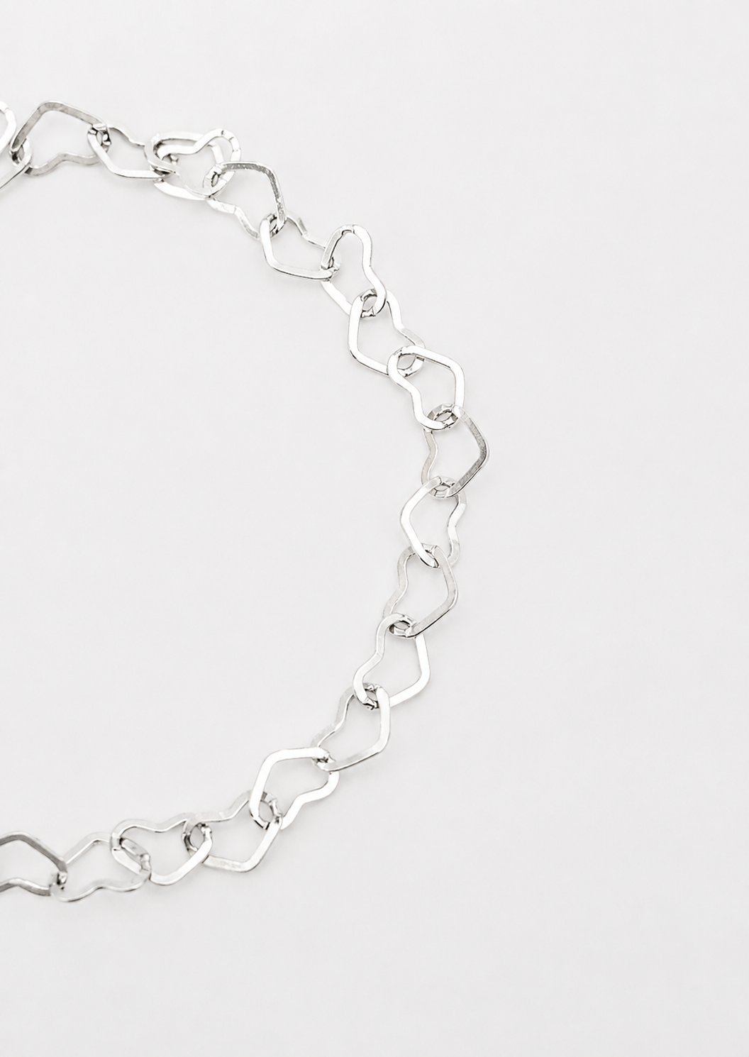 Dainty Sterling Silver Heart Chain Bracelet – Minimalist Jewelry