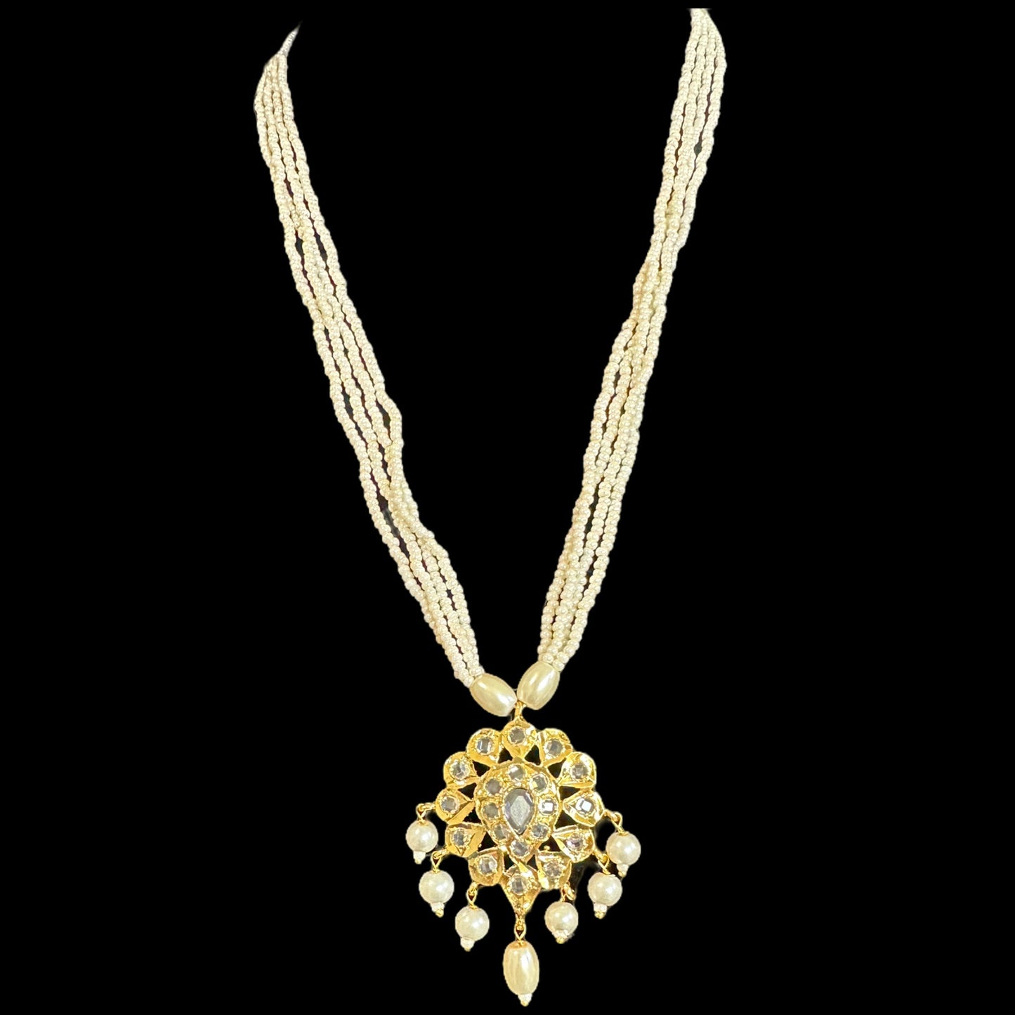 PS226 gold plated pendant set in pearls ( READY TO SHIP )