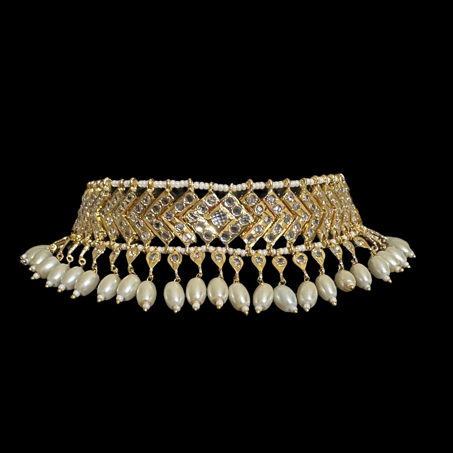 C296 Mahira v style choker with earrings( SHIPS IN 3 WEEKS )