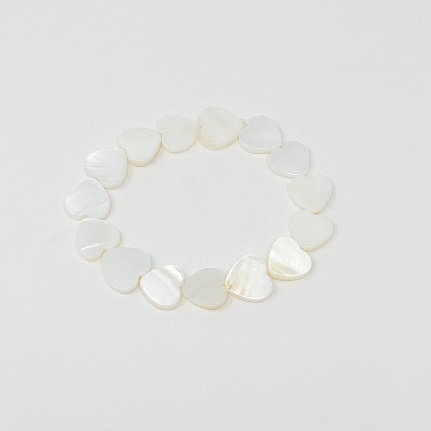 Shelly Heart Stretch Bracelet