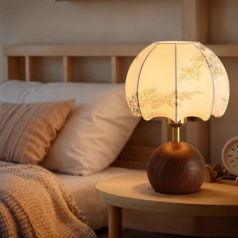 Wabi-Sabi Floral Chinese-Style Table Lamp – Warm Coffee-Toned Bedside & Study Light