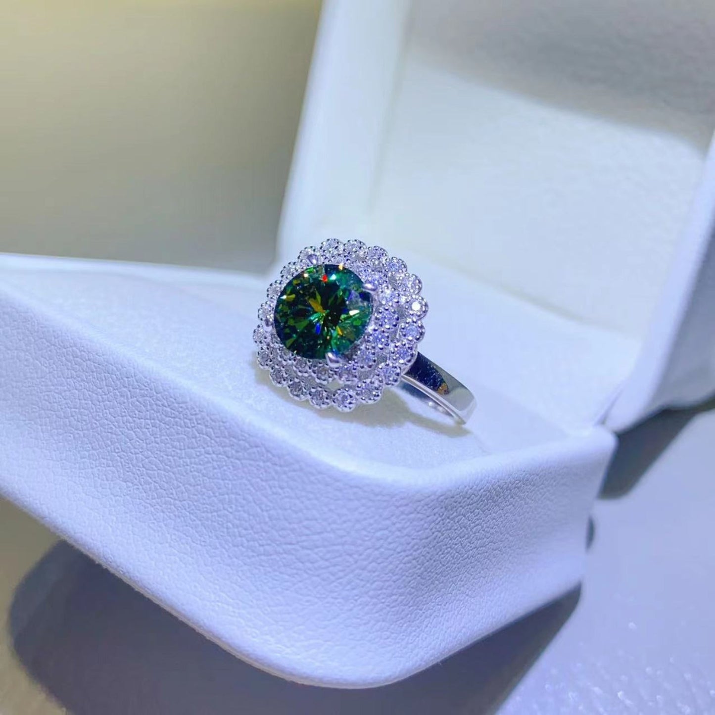 2 Carat Green Round Green Brilliant Round Cut Sparkala™ Pure Sterling Silver Halo Ring