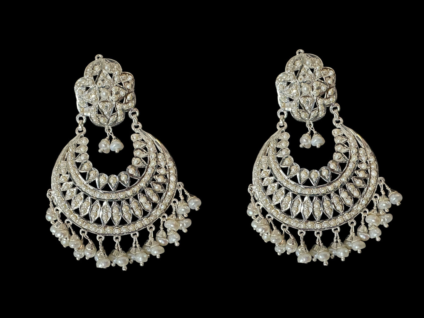 92.5 silver statement earrings in fresh water pearls ( SHIPS IN 5 WEEKS )