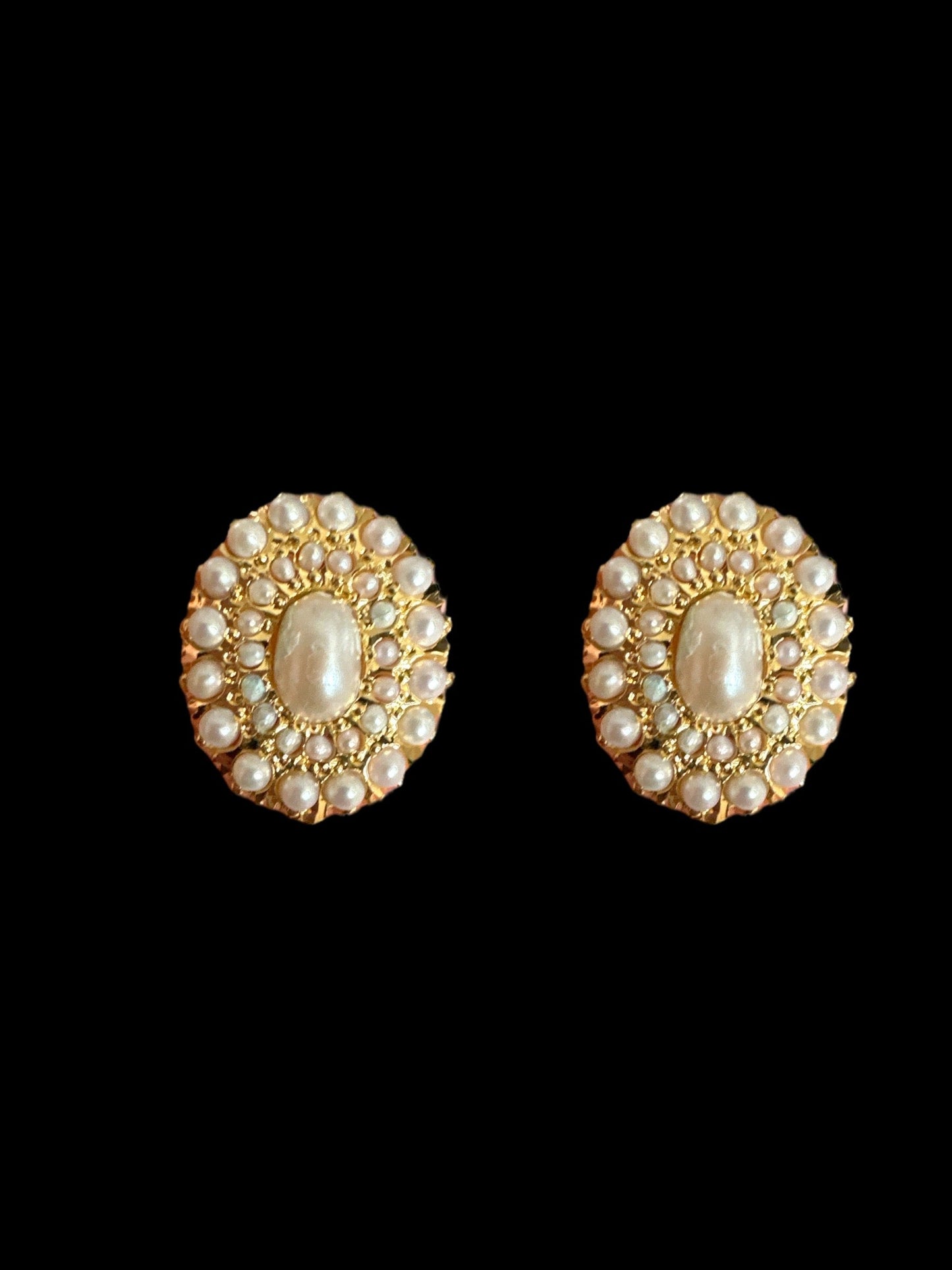 Gold plated jadau silver pendant set in freshwater pearls  ( SHIPS IN 5 WEEKS )