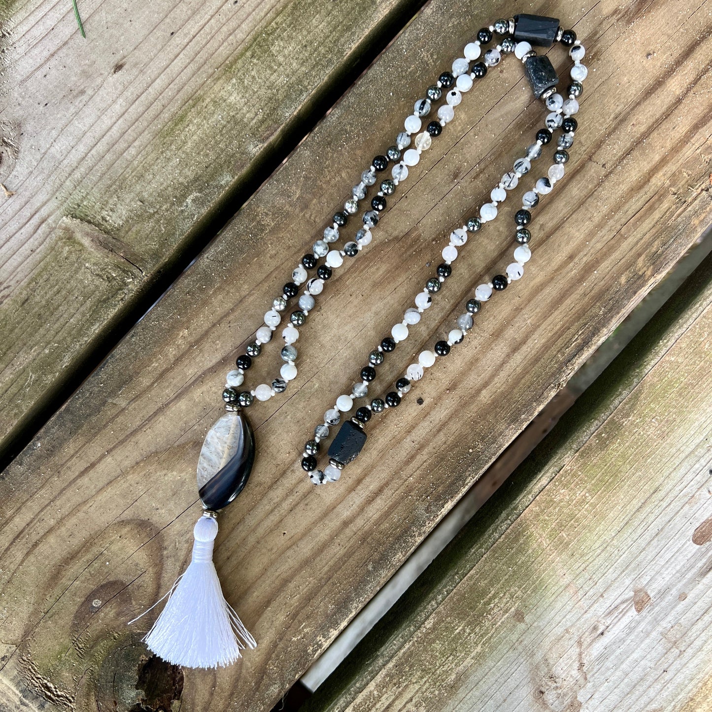 Yin Yang Meditation Mala – Onyx, Howlite & Tourmaline Quartz