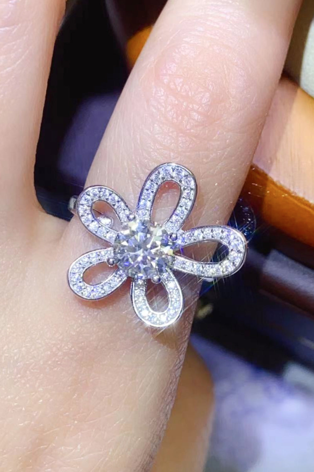 1 Carat Brilliant Round Cut Sparkala™ Flower-Shaped Open 925 sterling silver Ring