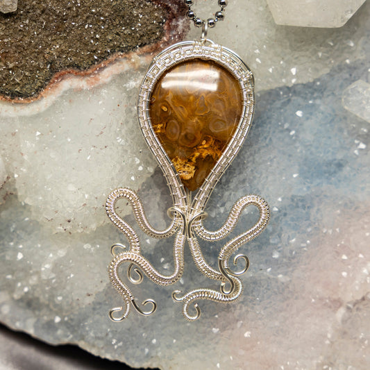 Agate "Squid" Wire Wrap Crystal Pendant