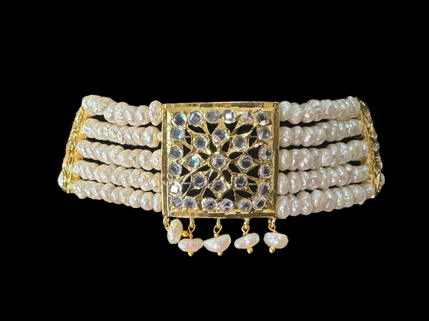 C0 Ariha Pearl choker  in fresh water pearls ( READY TO SHIP )