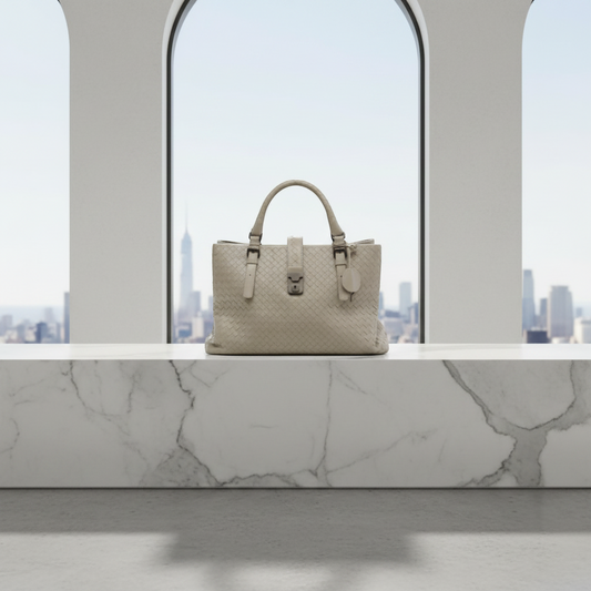 PRE-OWNED Bottega Veneta Intrecciato Rome · Leather