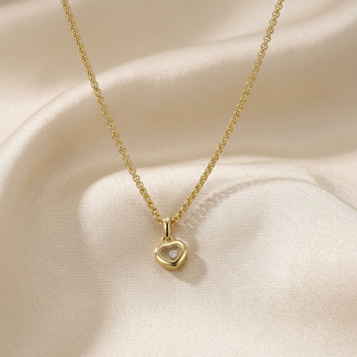 PRE-OWNED Chopard Happy Diamonds Heart · 18K