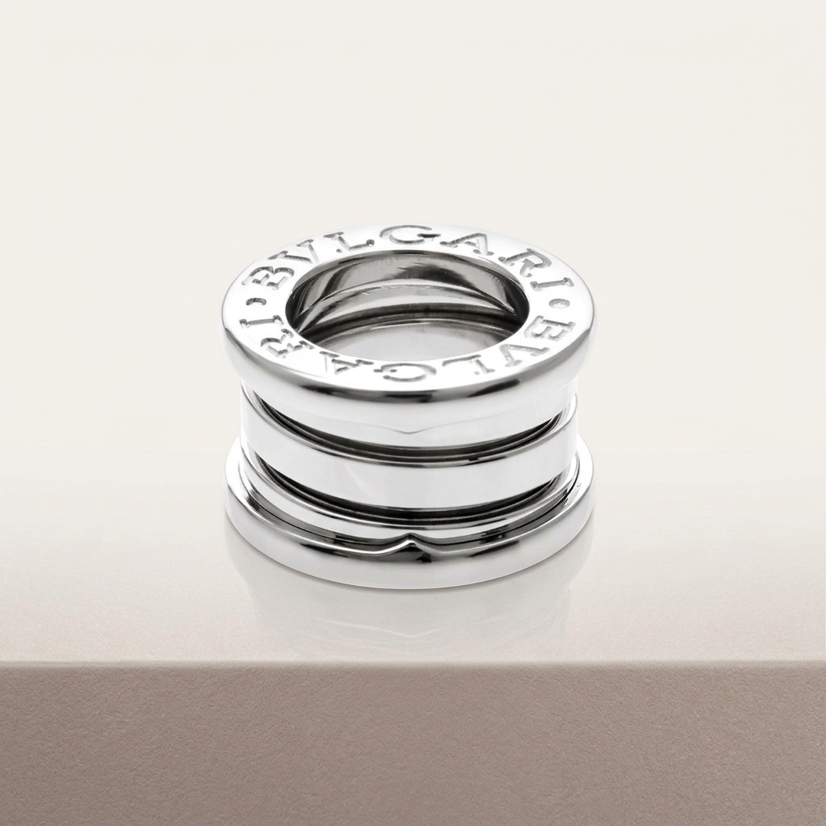 PRE-OWNED Bvlgari B.zero1 · 18K White Gold