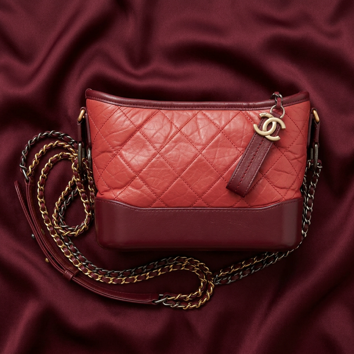 PRE-OWNED Chanel Gabriel · Leather Shoulder Bag