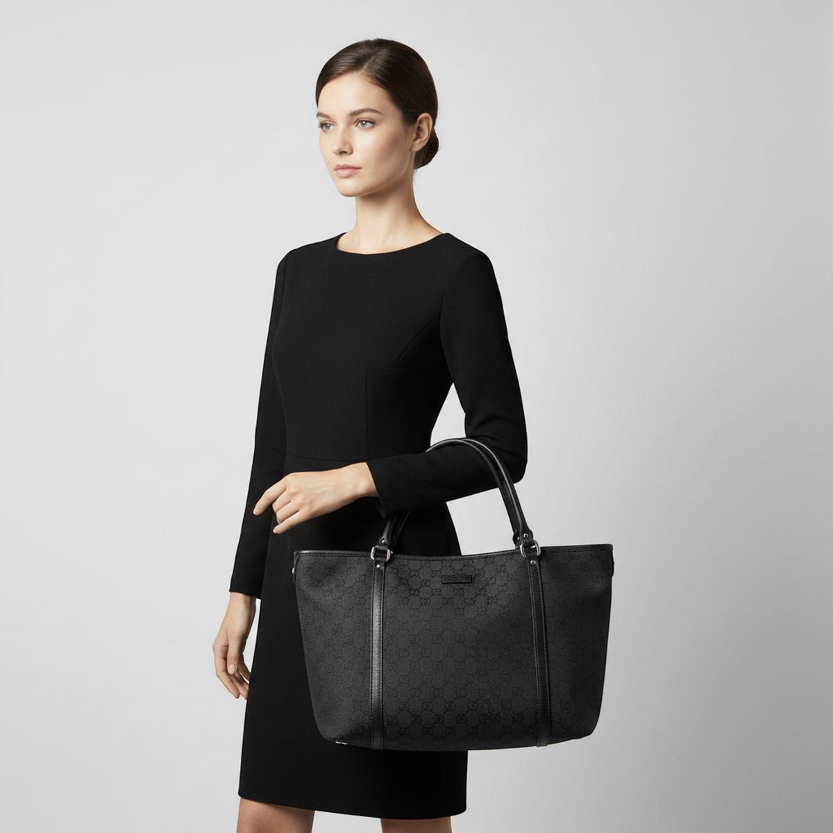 PRE-OWNED Gucci GG Canvas · Tote