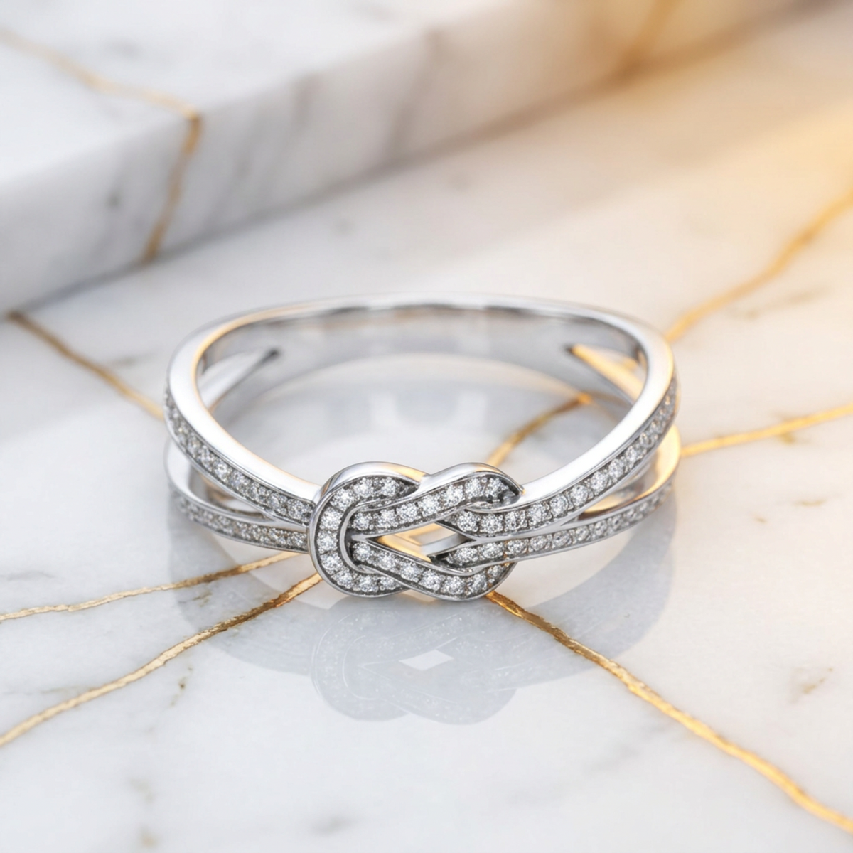 PRE-OWNED Fred Chance Infini · Diamond · 18K White Gold Size 6
