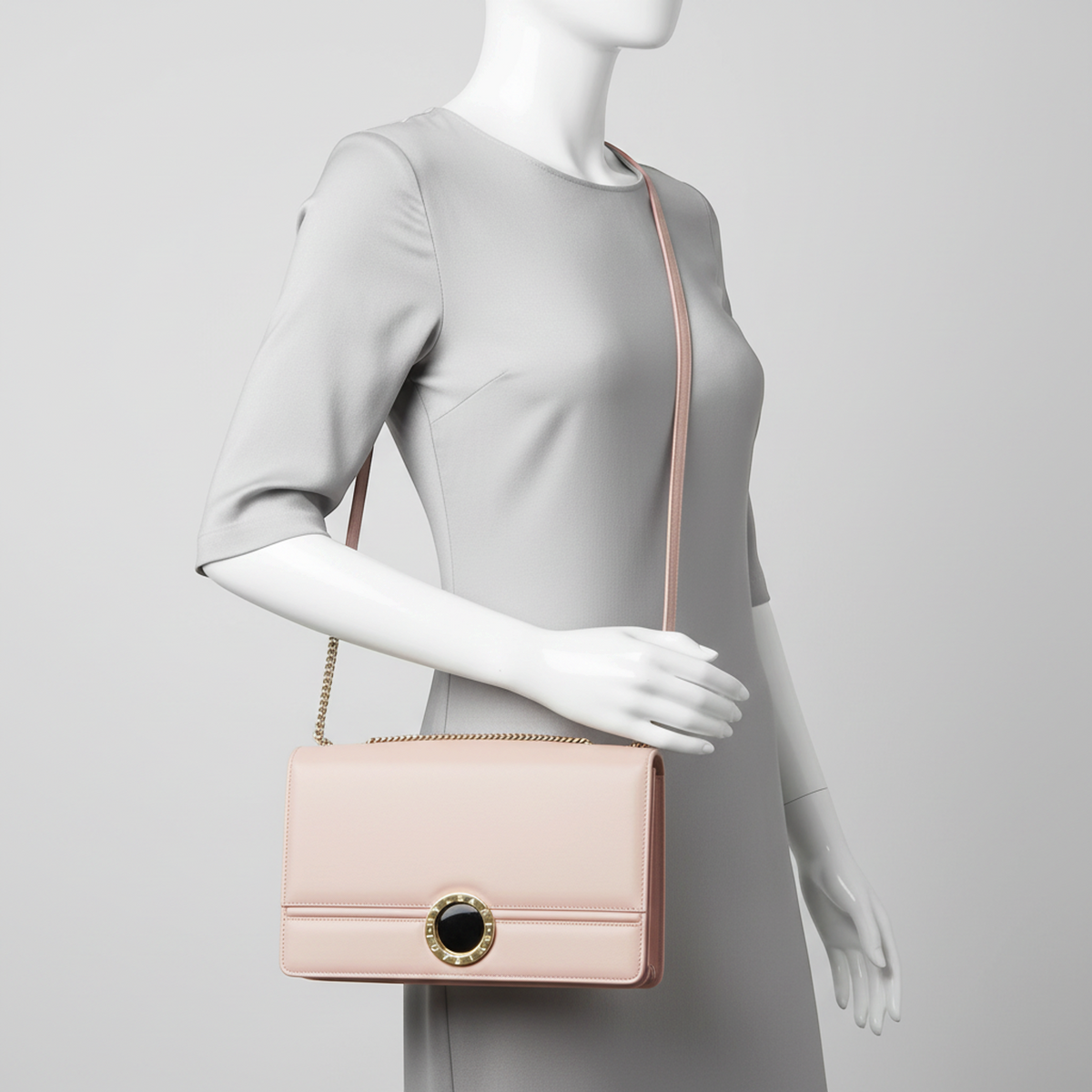 PRE-OWNED Bvlgari Bvlgari · Chain Shoulder Bag · Leather