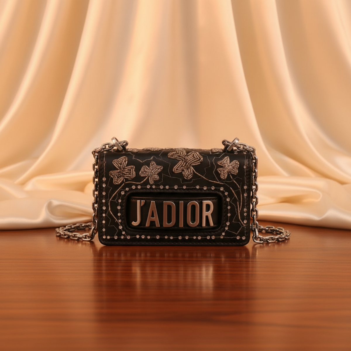 PRE-OWNED Christian Dior J'Adior · Embroidered Chain Bag