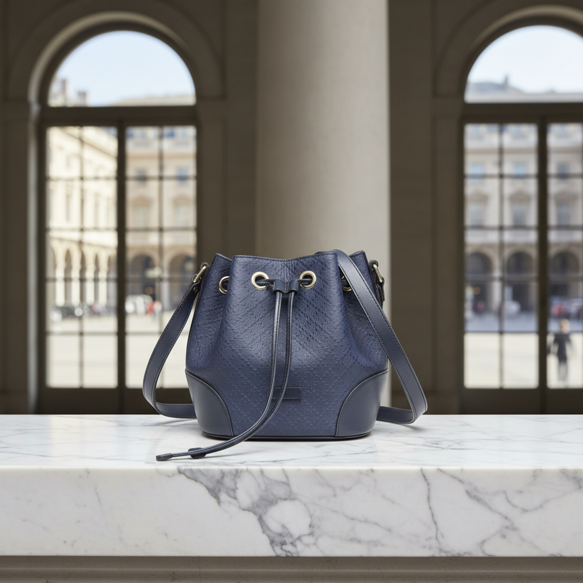 PRE-OWNED Gucci Bright Diamante · Leather