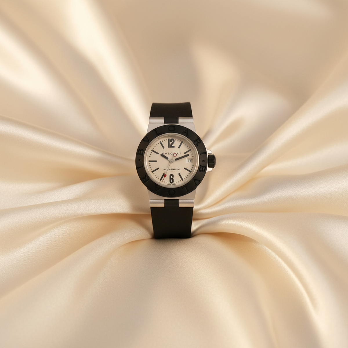 PRE-OWNED Bvlgari Aluminium · Quartz