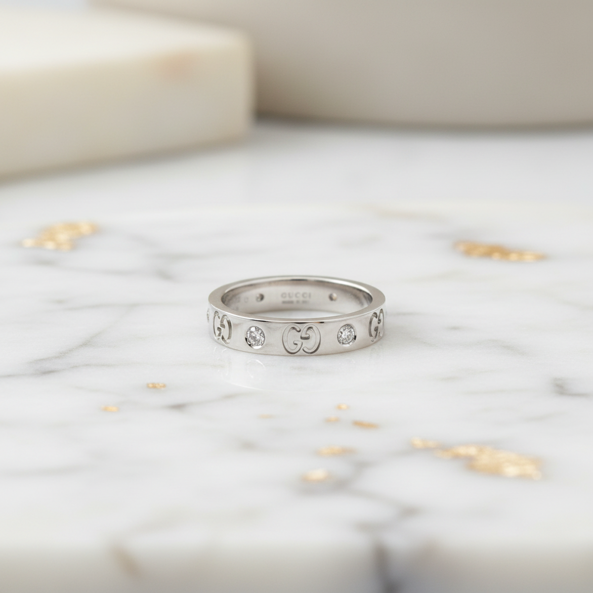 PRE-OWNED Gucci Icon · Diamond · 18K White Gold Size 6.5