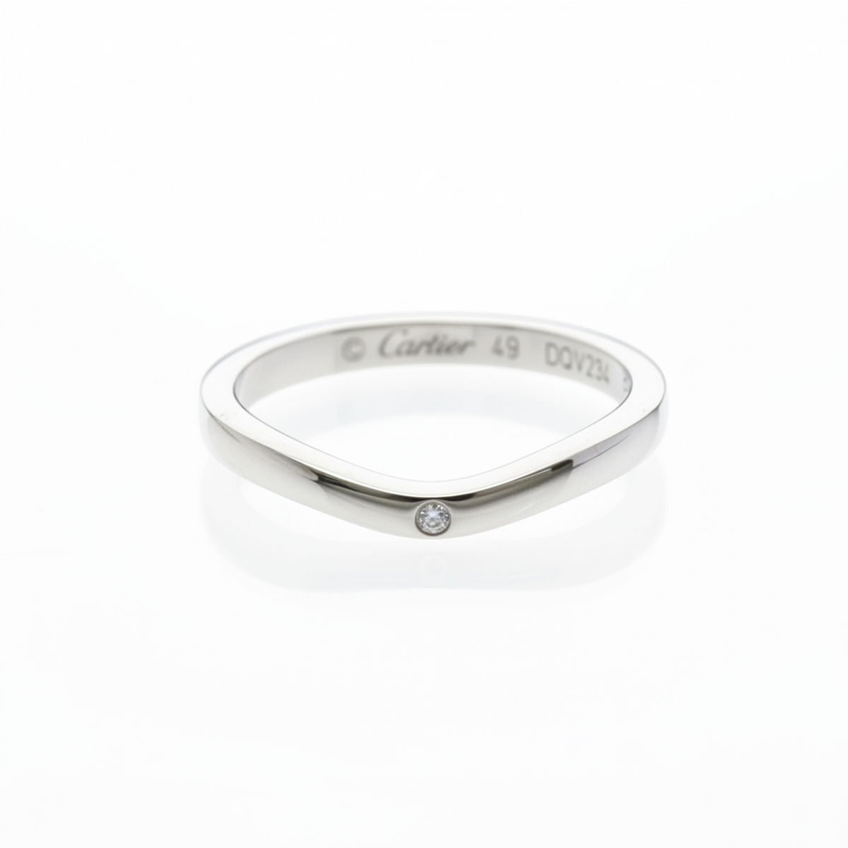 PRE-OWNED Cartier Ballerina · Platinum · Three Diamonds