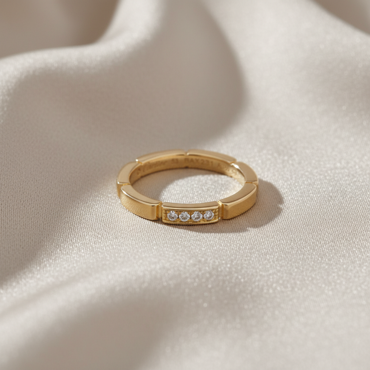 PRE-OWNED Cartier Maillon Panthère · Rose Gold · Diamond