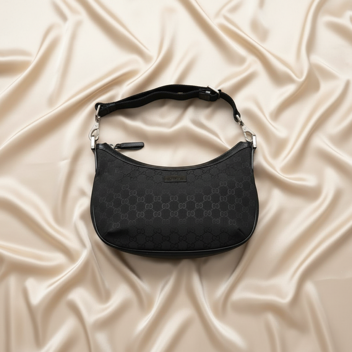 PRE-OWNED Gucci GG Canvas · Leather Shoulder Bag