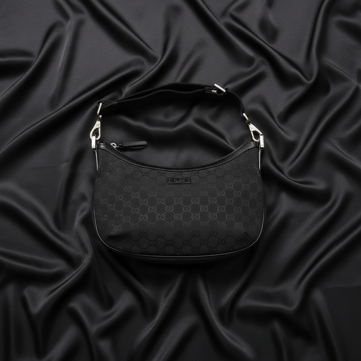 PRE-OWNED Gucci GG Canvas · Leather Shoulder Bag