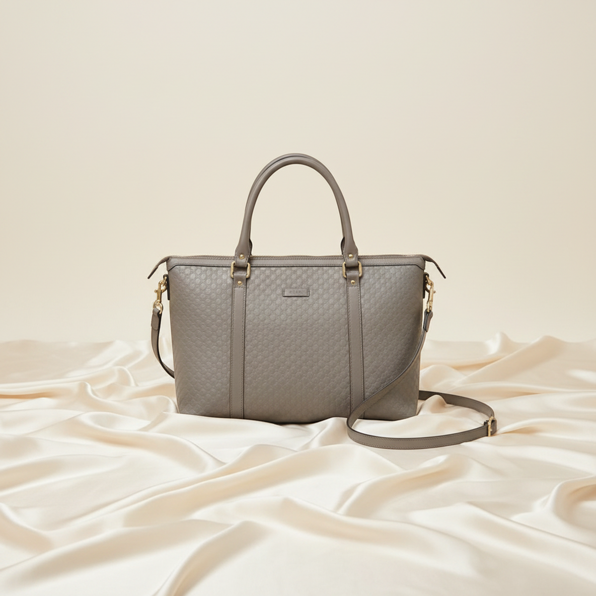 PRE-OWNED Gucci MicroGuccissima · Calfskin
