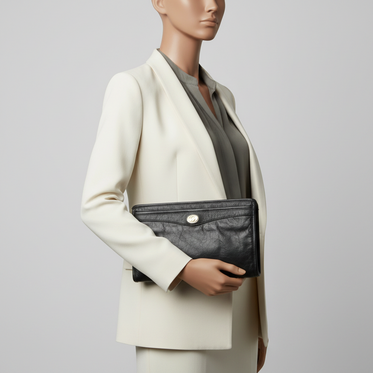 PRE-OWNED Gucci Interlocking · Leather Clutch