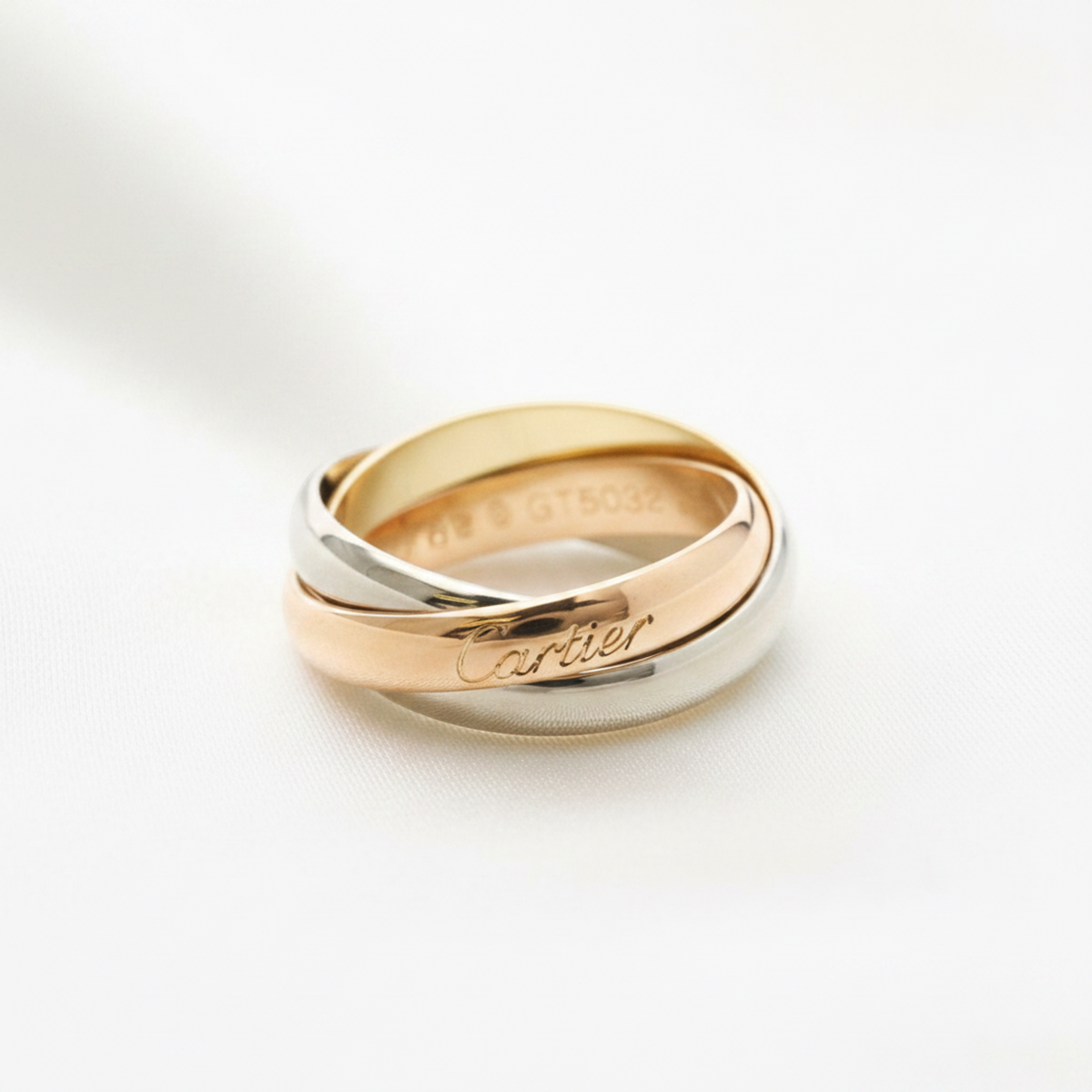 PRE-OWNED Cartier Trinity · Tri-Gold Size 6